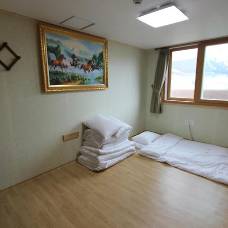Dasomchae Hanok Stay Gwangju Metropolitan City Номер фото