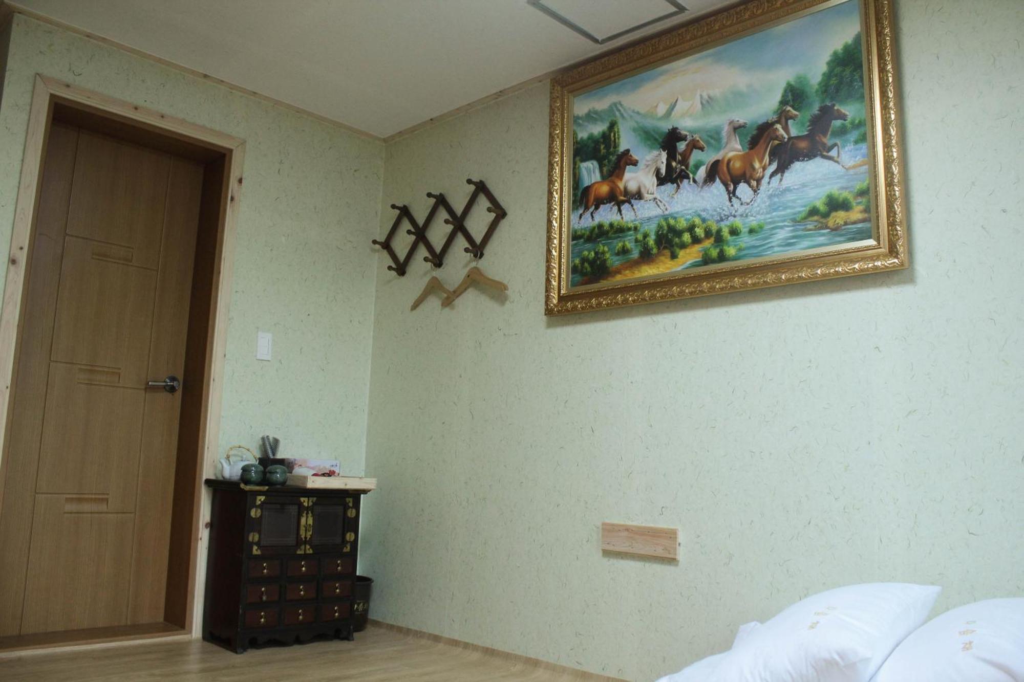 Dasomchae Hanok Stay Gwangju Metropolitan City Номер фото